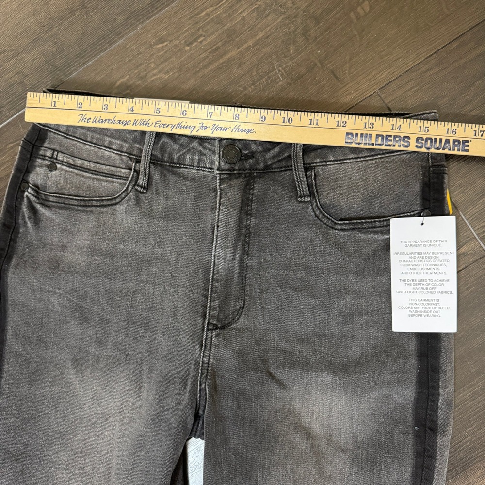 Skinnygirl Jeans High‎ Rise Bermuda Shorts Women's Size 32/14 Dark Wash - Picture 8 of 10